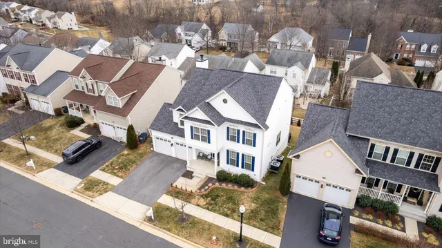 $749,900 | 17670 Cleveland Park Drive, Round Hill, VA 20141