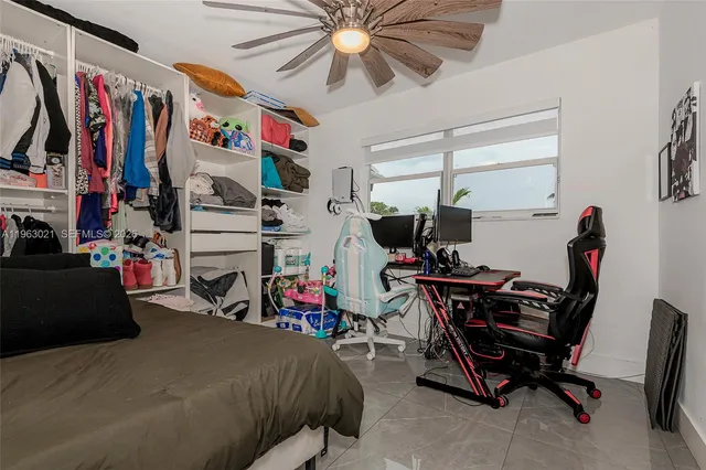 $680,000 | 200 Southwest 69th Terrace, Pembroke Pines, FL 33023