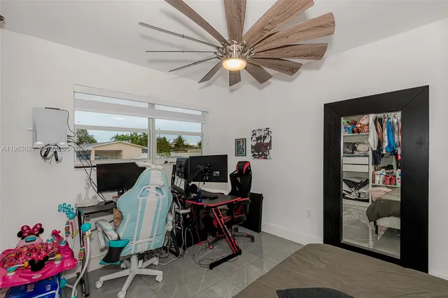 $680,000 | 200 Southwest 69th Terrace, Pembroke Pines, FL 33023