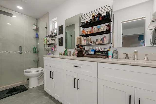 $680,000 | 200 Southwest 69th Terrace, Pembroke Pines, FL 33023