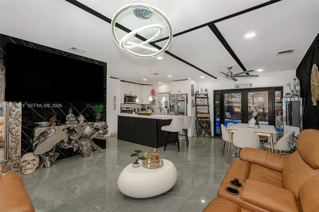 $680,000 | 200 Southwest 69th Terrace, Pembroke Pines, FL 33023