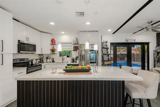 $680,000 | 200 Southwest 69th Terrace, Pembroke Pines, FL 33023