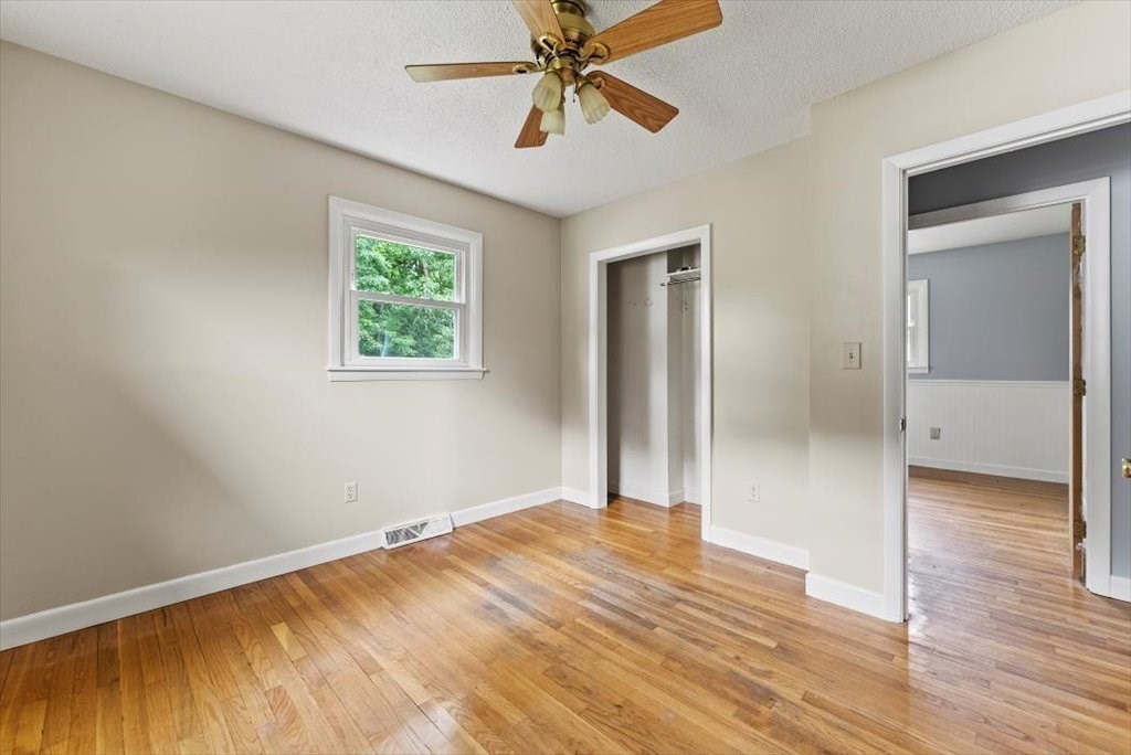 207 Labelle Street West Springfield, MA 01089 - Photo 19 of 37 Gallery Image 19