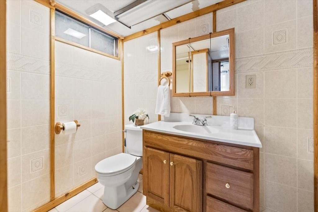 207 Labelle Street West Springfield, MA 01089 - Photo 23 of 37 Gallery Image 23