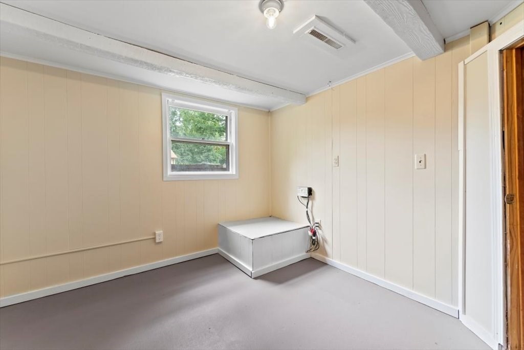 207 Labelle Street West Springfield, MA 01089 - Photo 27 of 37 Gallery Image 27