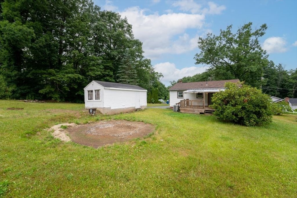 207 Labelle Street West Springfield, MA 01089 - Photo 36 of 37 Gallery Image 36