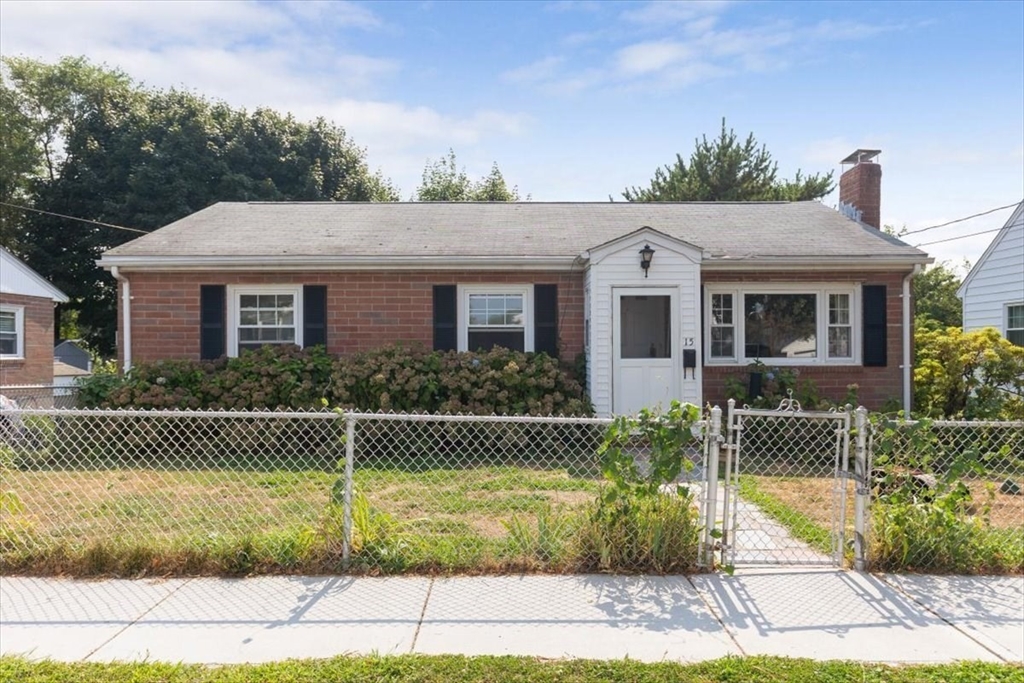 15 Lansdowne Street Quincy, MA 02171 - Photo 2 of 13