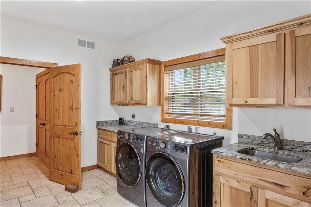 107 Harbor Point Gallatin, MO 64640 - Photo 18 of 61