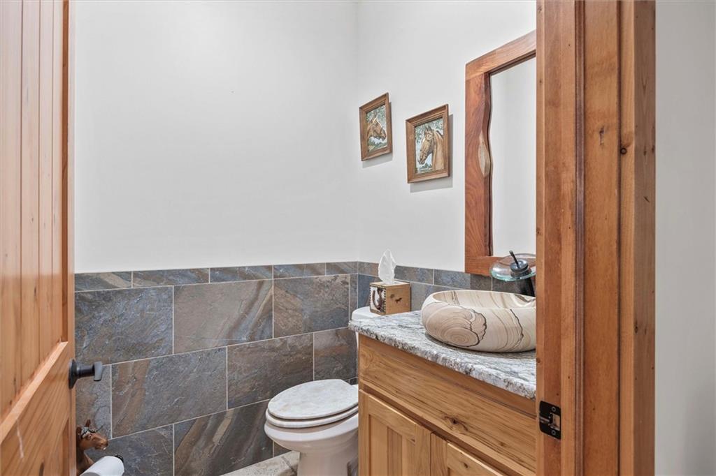 107 Harbor Point Gallatin, MO 64640 - Photo 20 of 61