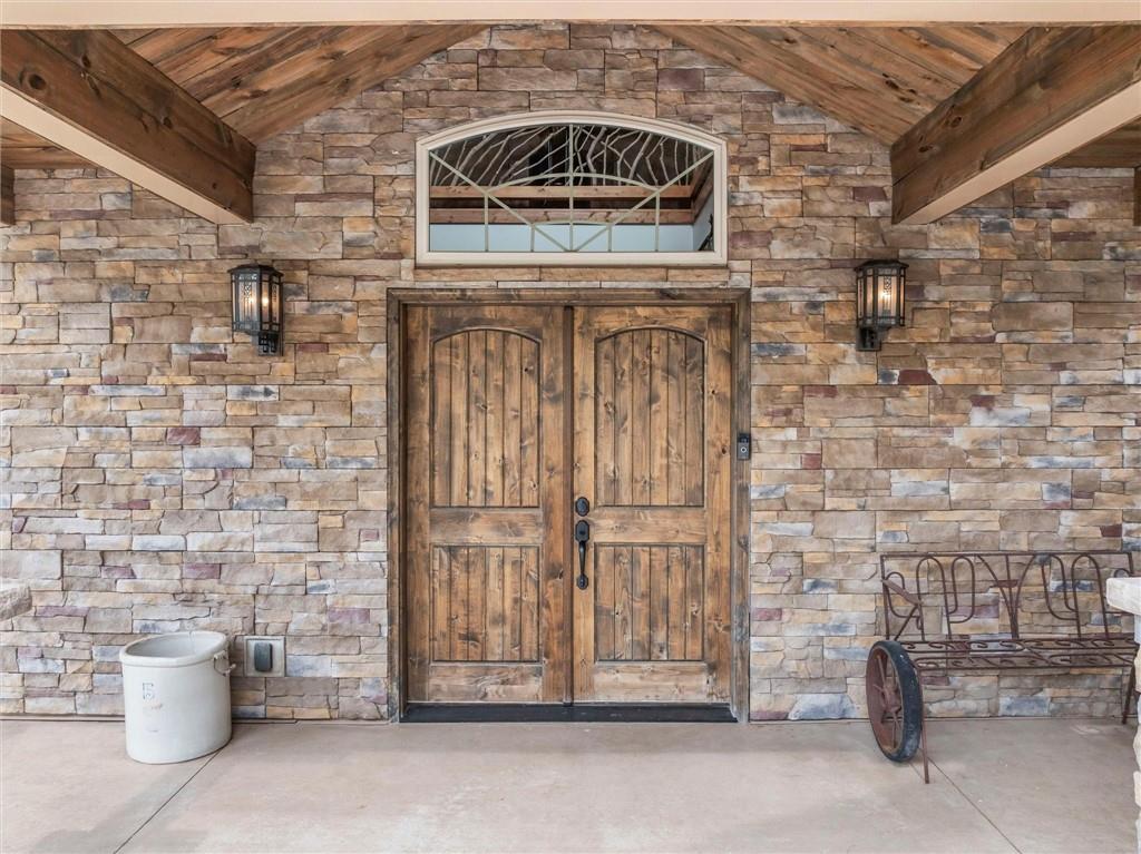 107 Harbor Point Gallatin, MO 64640 - Photo 2 of 61