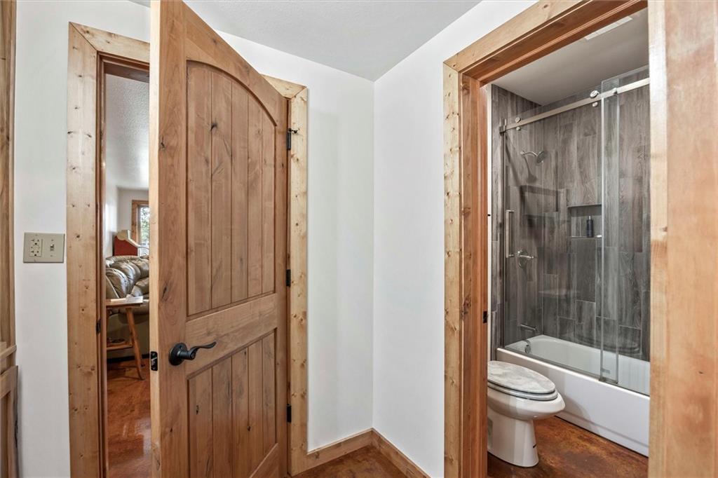 107 Harbor Point Gallatin, MO 64640 - Photo 44 of 61