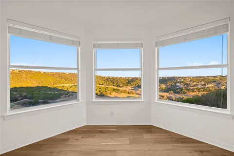 $1,100,000 | 4549 Golf Vista Drive, Austin, TX 78730