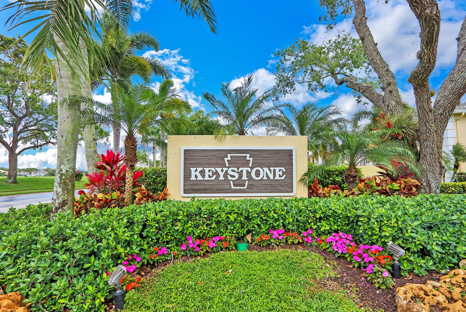 1121 Keystone Drive, Unit B Jupiter, FL 33458 - Photo 2 of 45 01_Image_1_mls