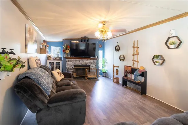 $335,500 | 175 Warne Lane, Washington, PA 15301