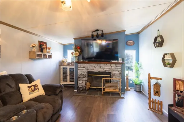 $335,500 | 175 Warne Lane, Washington, PA 15301