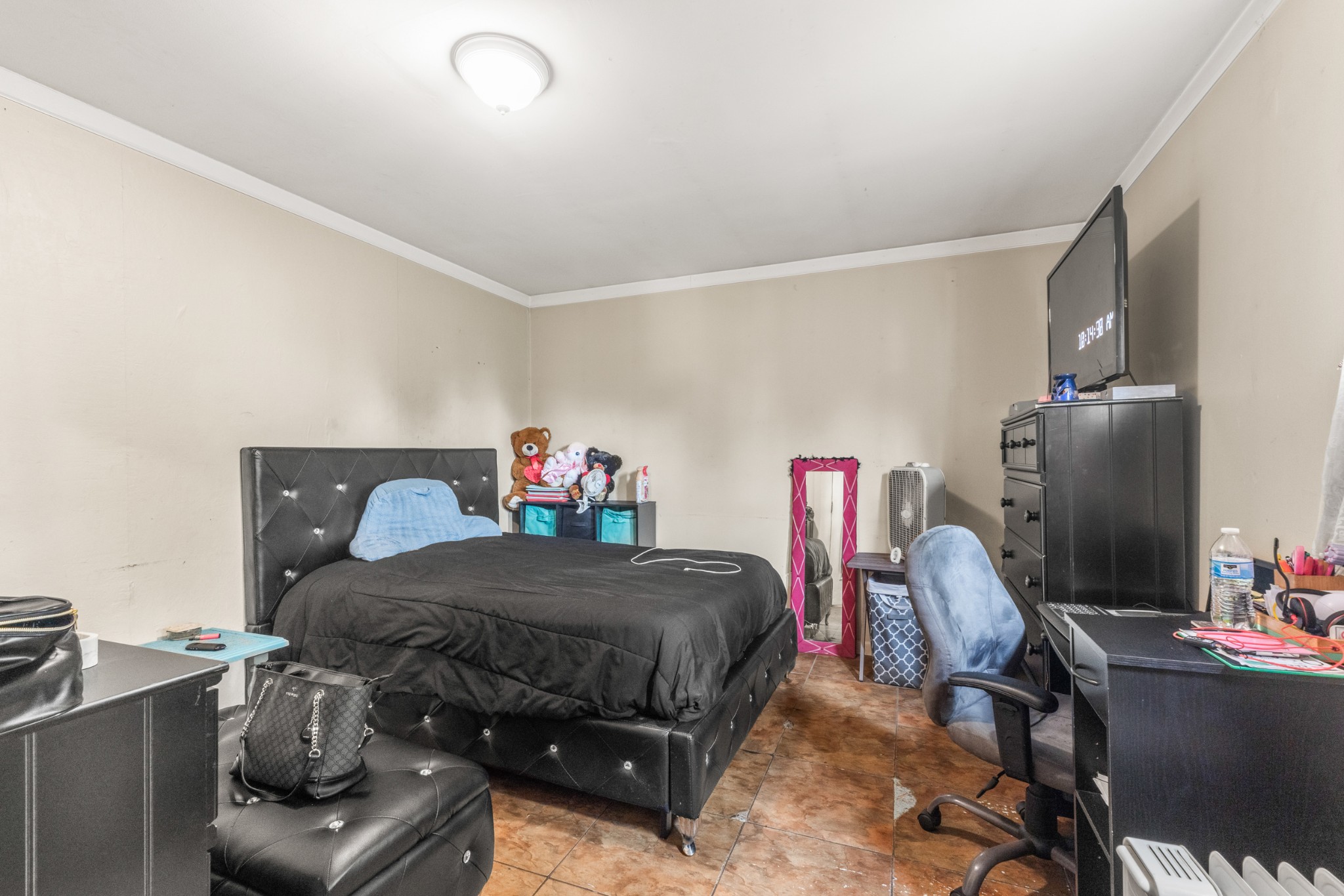 31303 Ardmore Ridge Road Ardmore, TN 38449 - Photo 13 of 27 a bedroom with furniture and a bed
