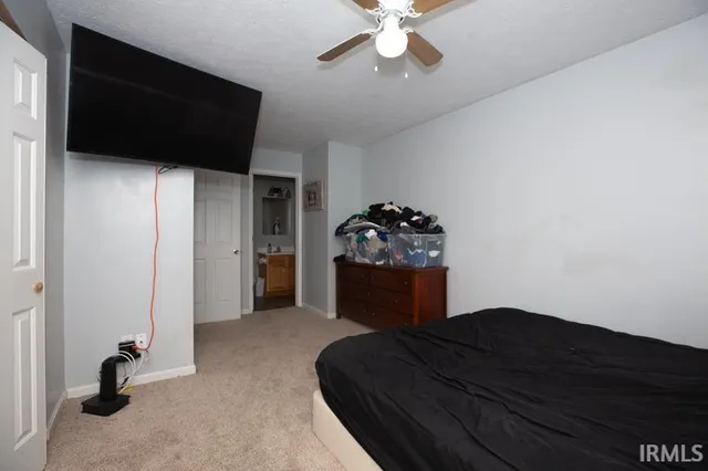 $229,900 | 8875 Bahama Cove, Newburgh, IN 47630