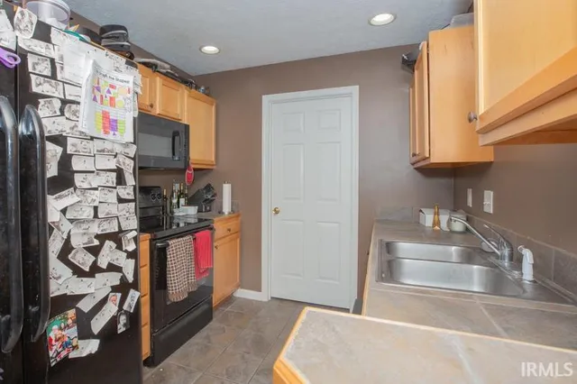 $229,900 | 8875 Bahama Cove, Newburgh, IN 47630