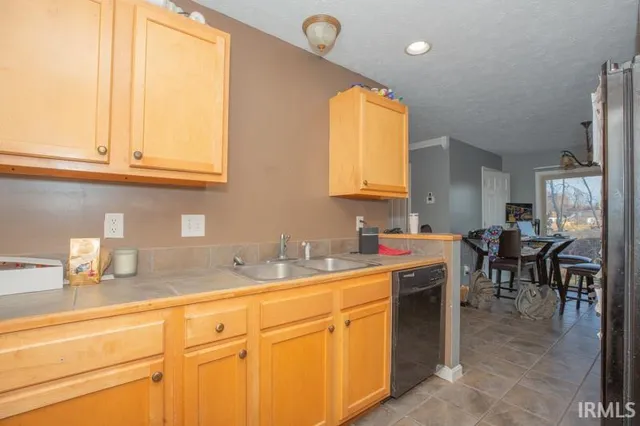 $229,900 | 8875 Bahama Cove, Newburgh, IN 47630