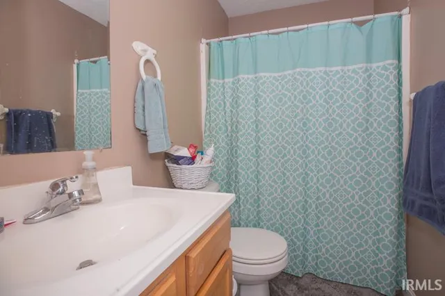 $229,900 | 8875 Bahama Cove, Newburgh, IN 47630