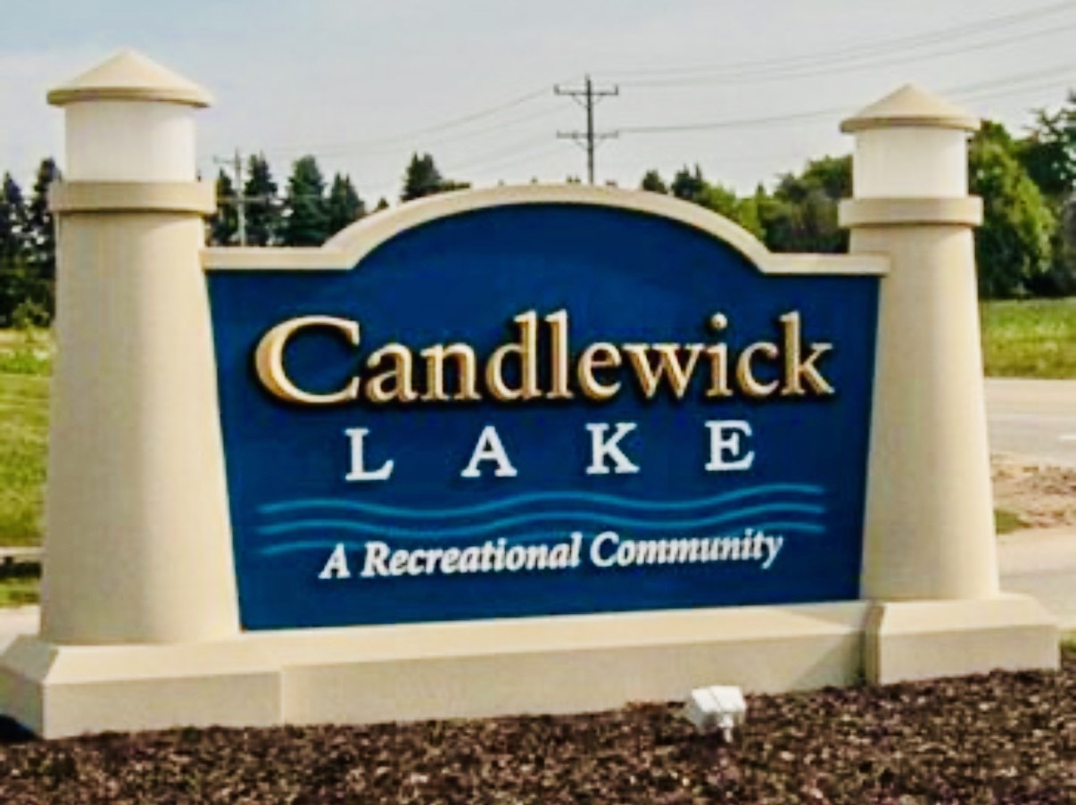 115 Pembroke Road Southwest Poplar Grove, IL 61065 - Photo 1 of 3