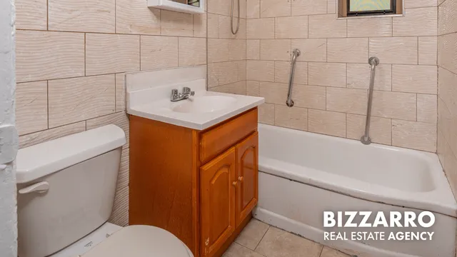 $390,000 | 37 Nagle Avenue, Unit 1C | Washington Heights