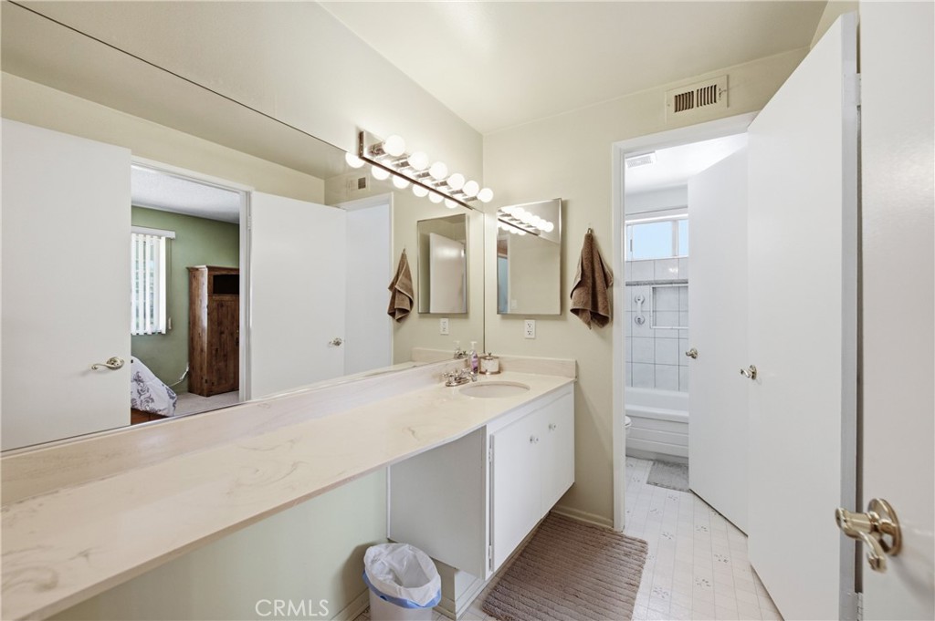 2253 Grafton Street Simi Valley, CA 93063 - Photo 17 of 30