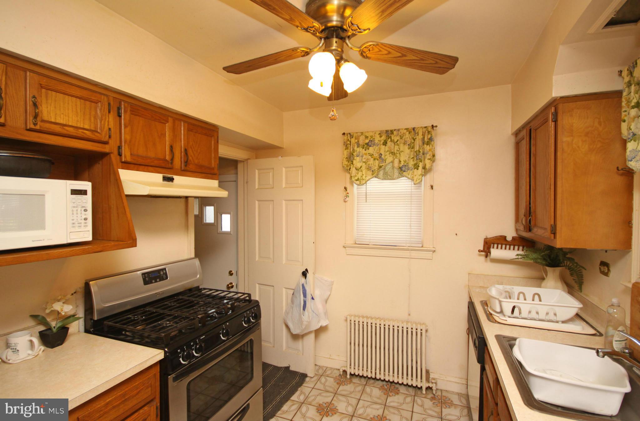 516 Mississippi Avenue Silver Spring, MD 20910 - Photo 8 of 30 Kitchen