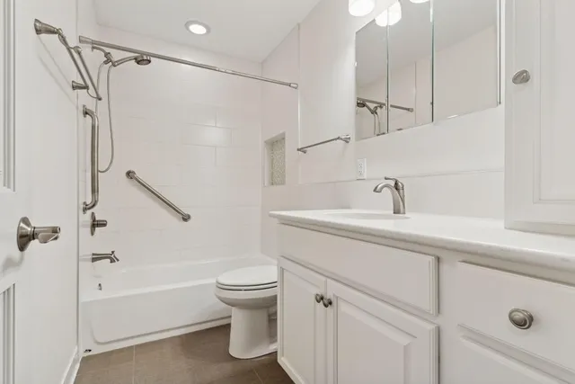 $399,900 | 981 Xene Lane North, Plymouth, MN 55447