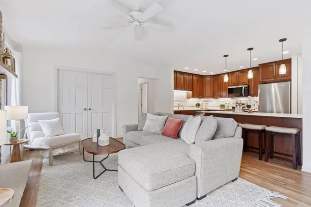 $399,900 | 981 Xene Lane North, Plymouth, MN 55447