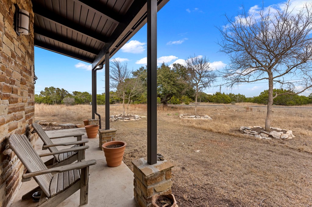 175 Limestone Ridge Kerrville, TX 78028 - Photo 2 of 34
