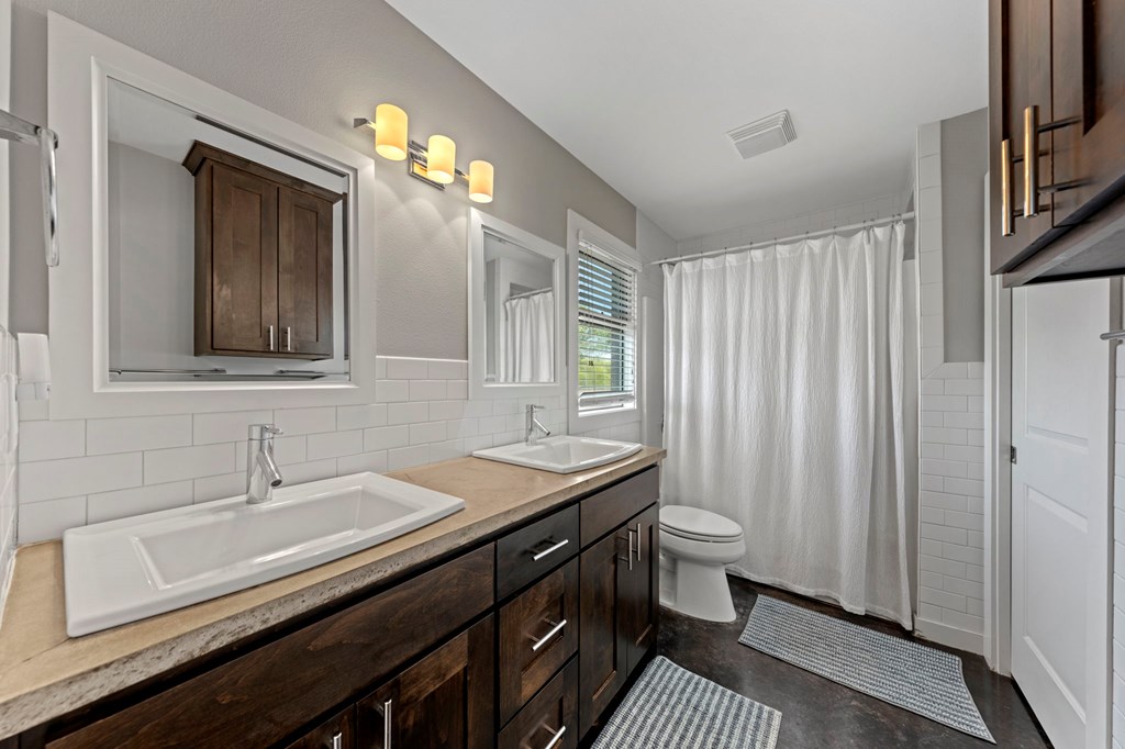 175 Limestone Ridge Kerrville, TX 78028 - Photo 21 of 34