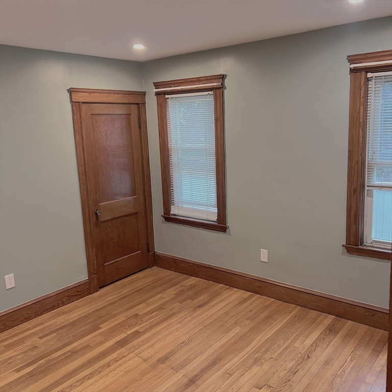 20 Lenglen Road, Unit 1 Newton, MA 02458 - Photo 6 of 10