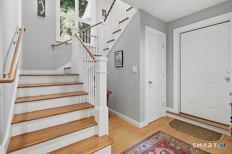 39 Stanwich Road Greenwich, CT 06830 - Photo 18 of 28