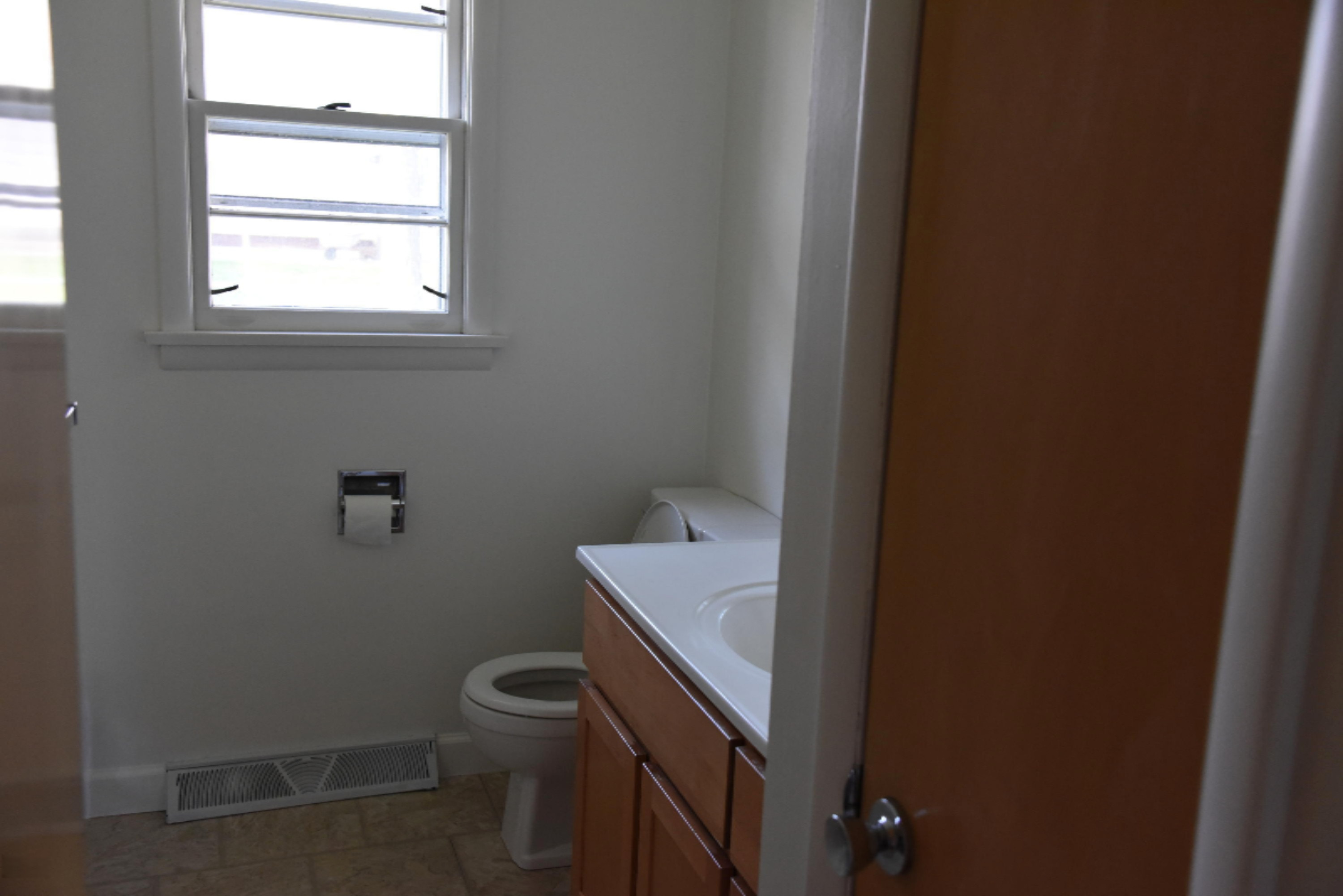 1523 Greenwich Road Muskegon, MI 49441 - Photo 12 of 23 DSC_0720
