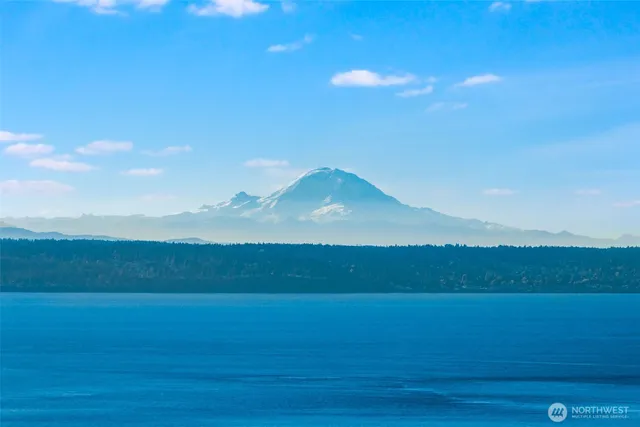 $285,000 | 3681 Kingston Court, Clinton, WA 98236