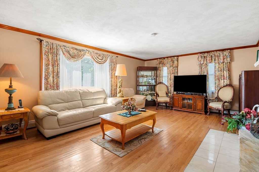 7 Everett Street Stoneham, MA 02180 - Photo 8 of 40