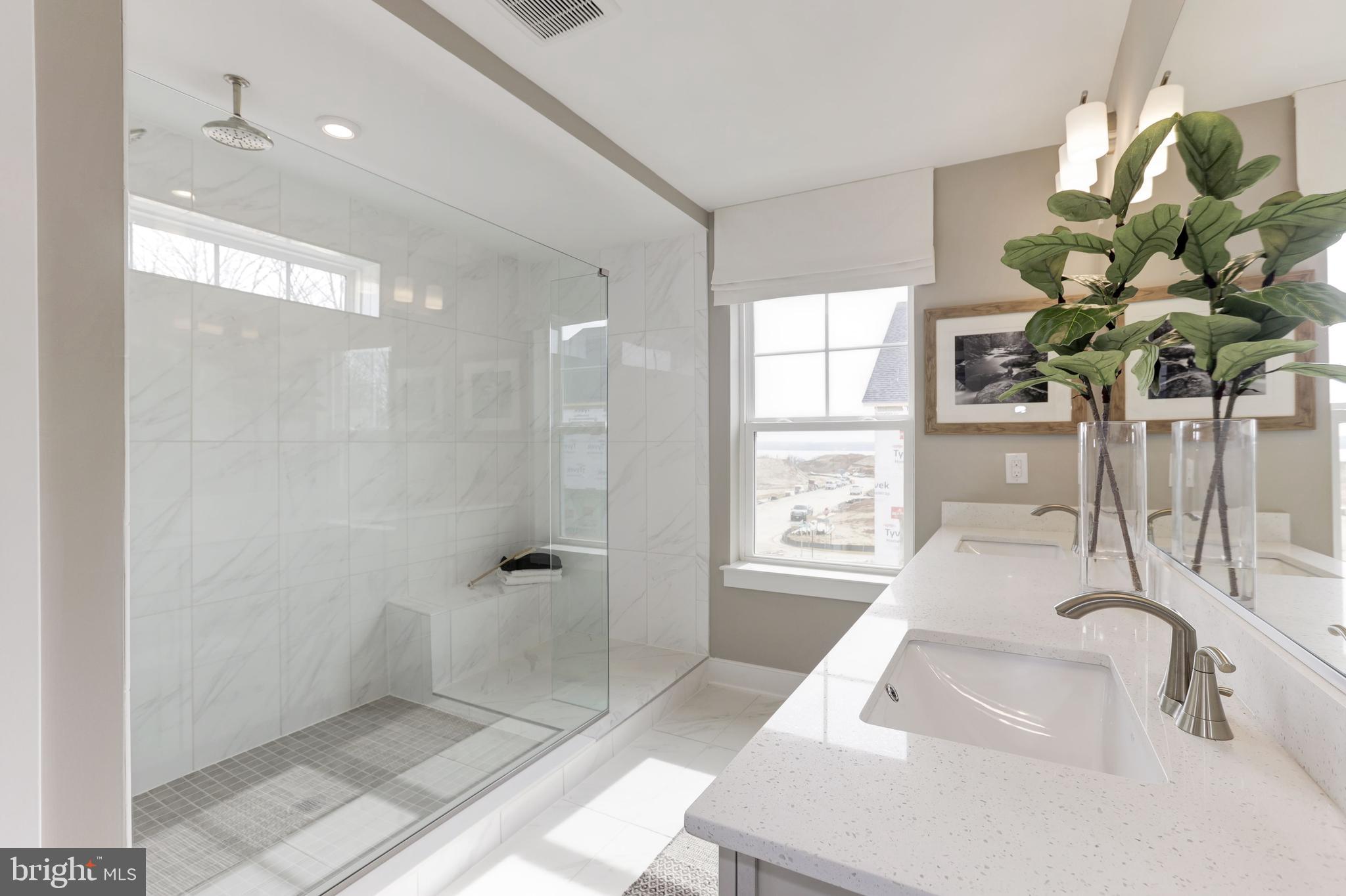 1544 Meadowlark Glen Road Dumfries, VA 22026 - Photo 26 of 45 Master Bathroom