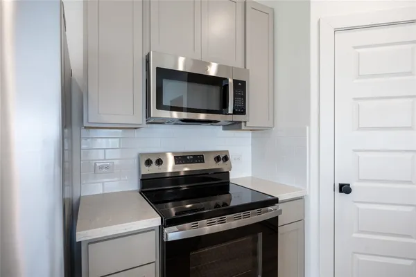 $1,875 | 1985 Longmire Villas Court, Conroe, TX 77304