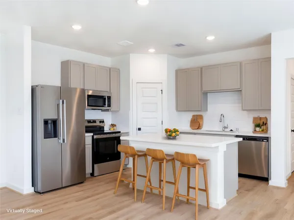 $1,875 | 1985 Longmire Villas Court, Conroe, TX 77304