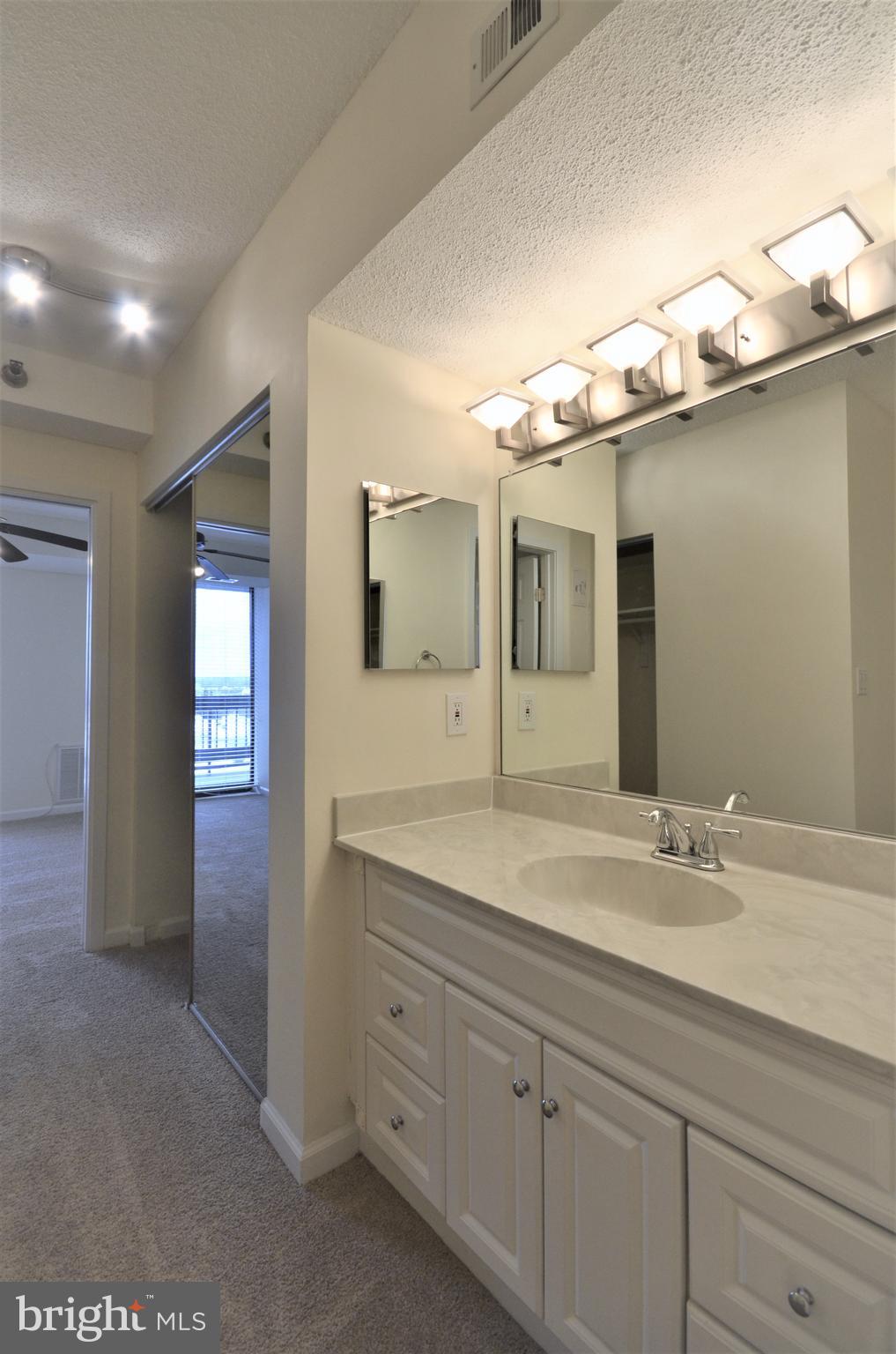 5505 Seminary Road, Unit 708N Falls Church, VA 22041 - Photo 19 of 26 Gallery Image 19