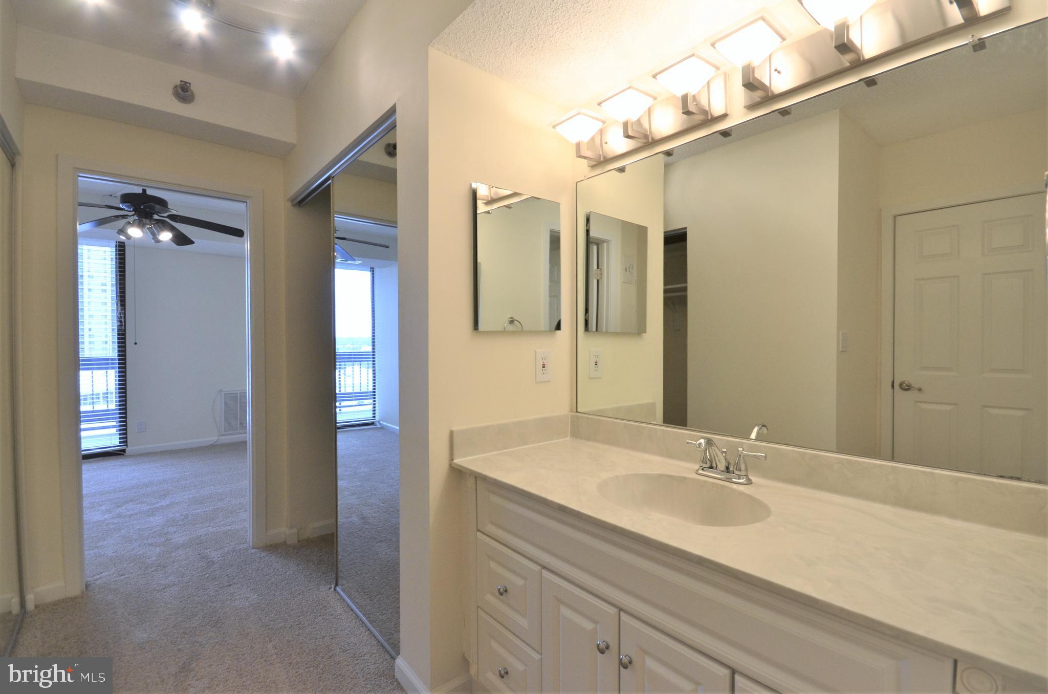 5505 Seminary Road, Unit 708N Falls Church, VA 22041 - Photo 20 of 26 Gallery Image 20
