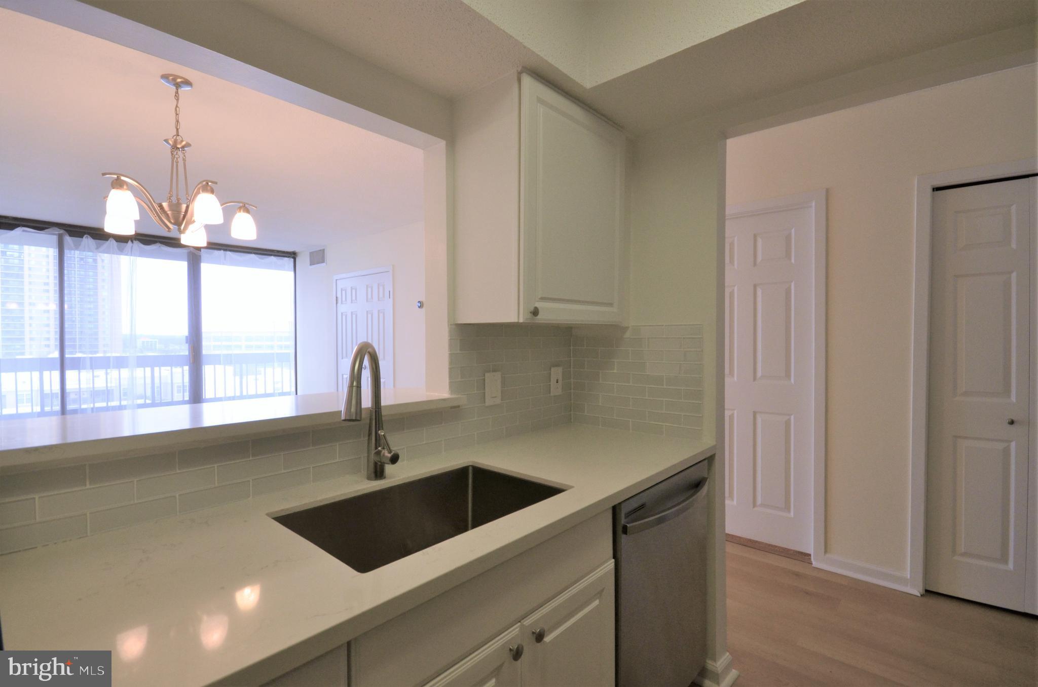 5505 Seminary Road, Unit 708N Falls Church, VA 22041 - Photo 10 of 26 Gallery Image 10