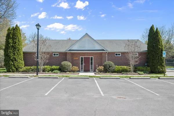 $270,000 | 2504 Shelley Circle, Unit 42D, Frederick, MD 21702