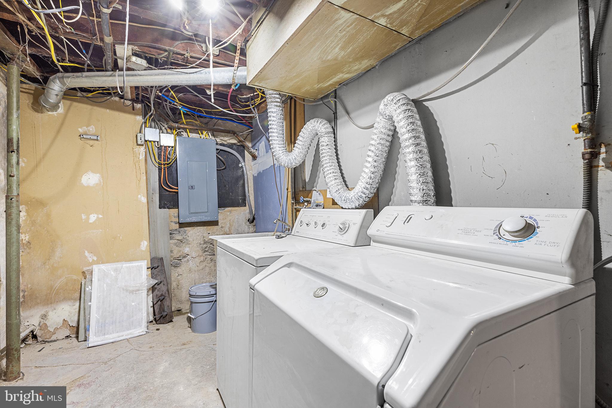 240 Barclay Road Upper Darby, PA 19082 - Photo 14 of 24