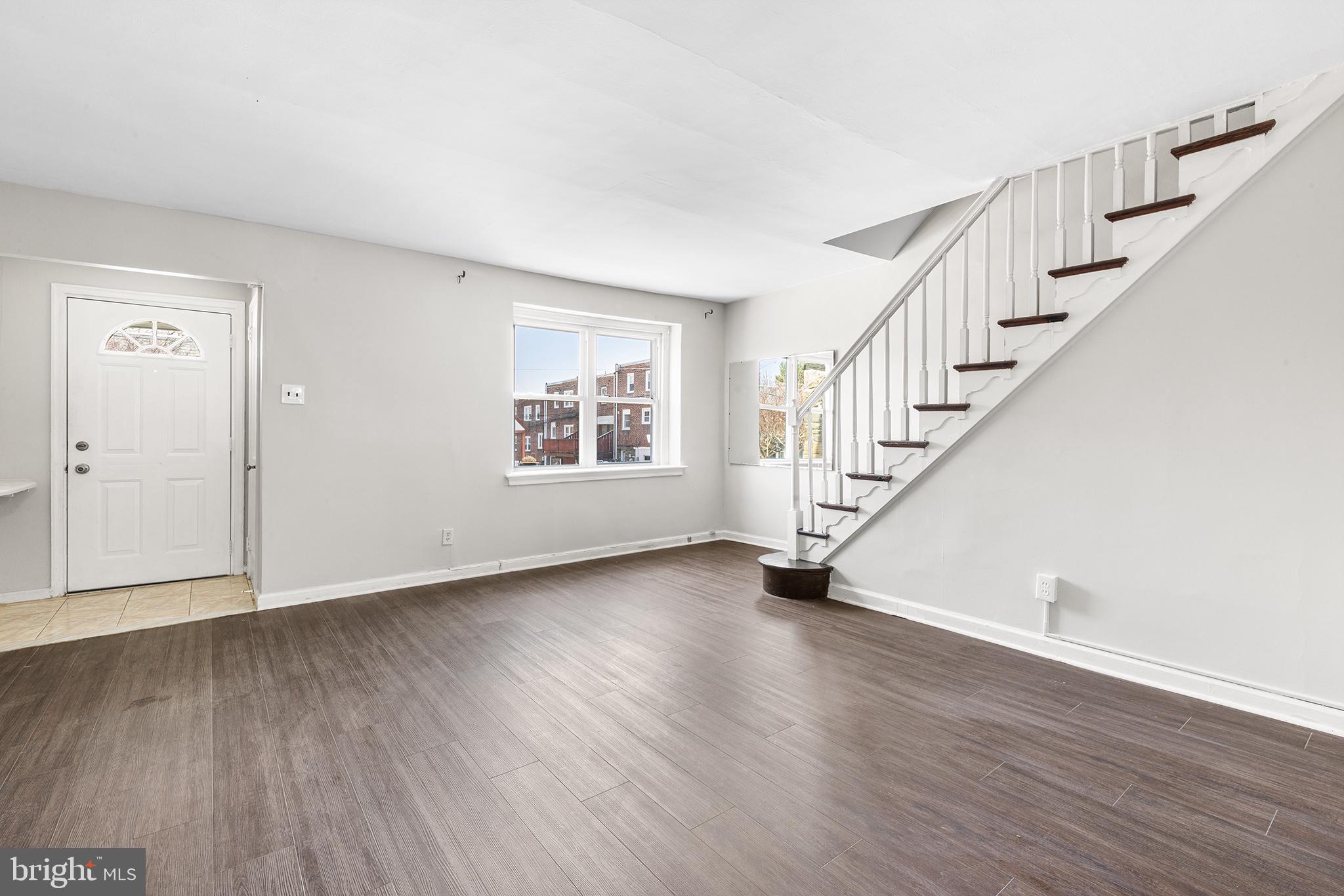 240 Barclay Road Upper Darby, PA 19082 - Photo 3 of 24