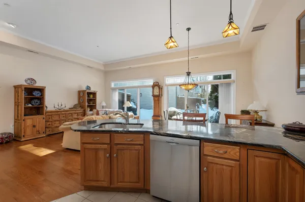 $574,900 | 18 Deborah Lane, Dover, NH 03820