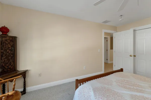 $574,900 | 18 Deborah Lane, Dover, NH 03820