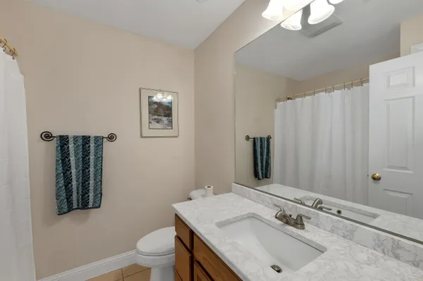 $574,900 | 18 Deborah Lane, Dover, NH 03820