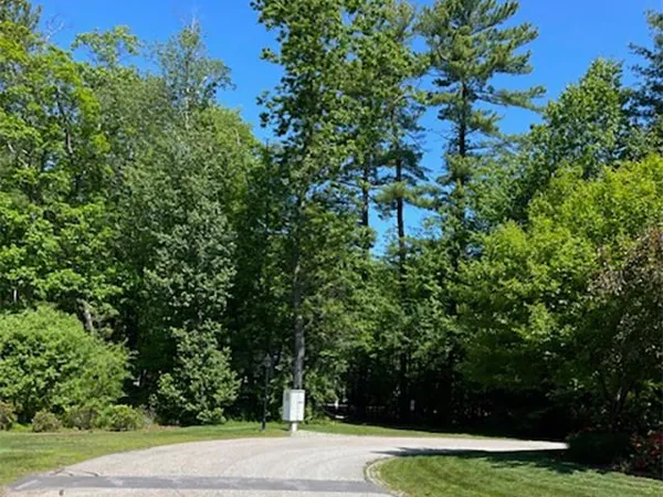 $574,900 | 18 Deborah Lane, Dover, NH 03820